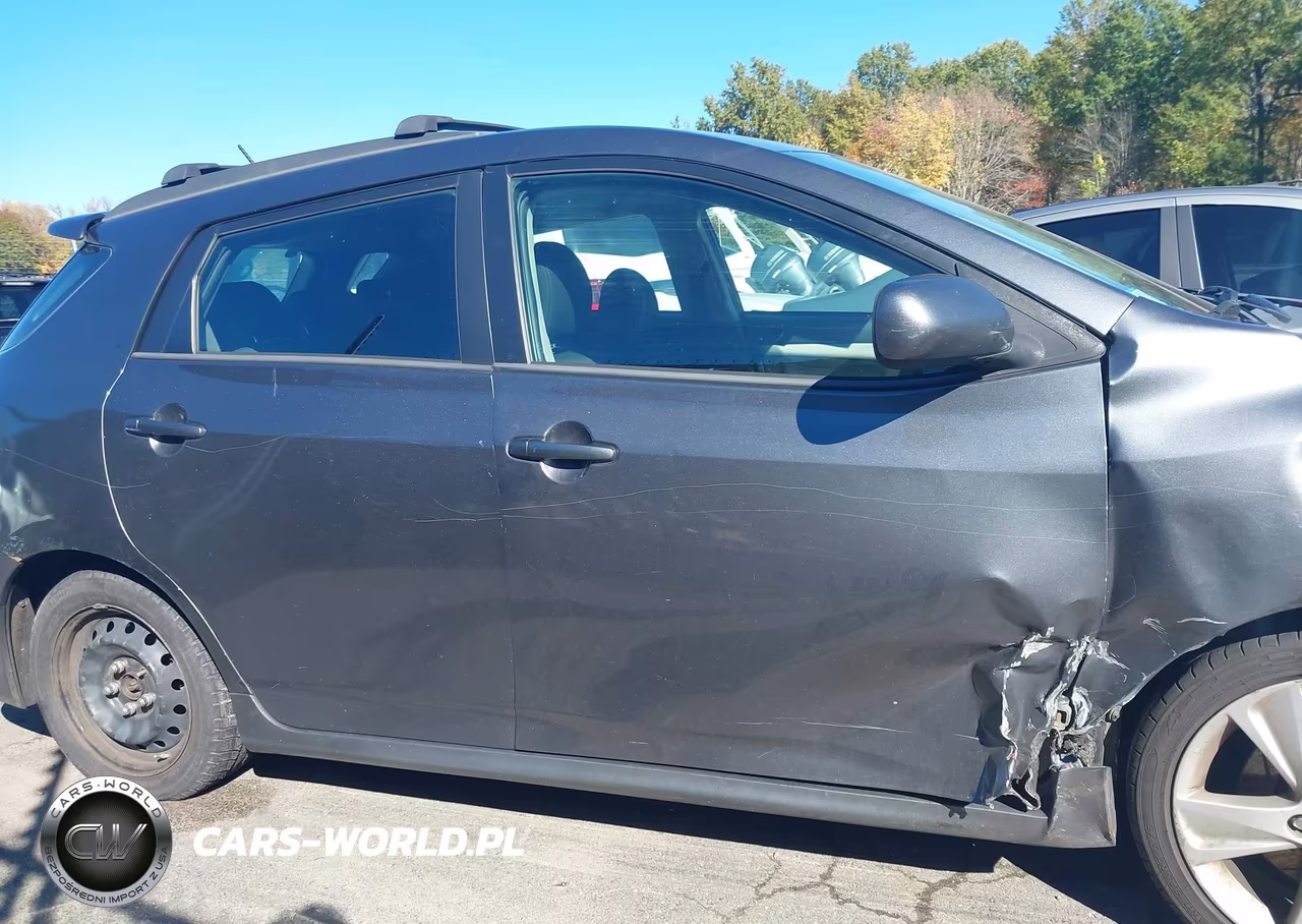 2013 Toyota Matrix S VIN:2T1LE4EE6DC022834 - 13