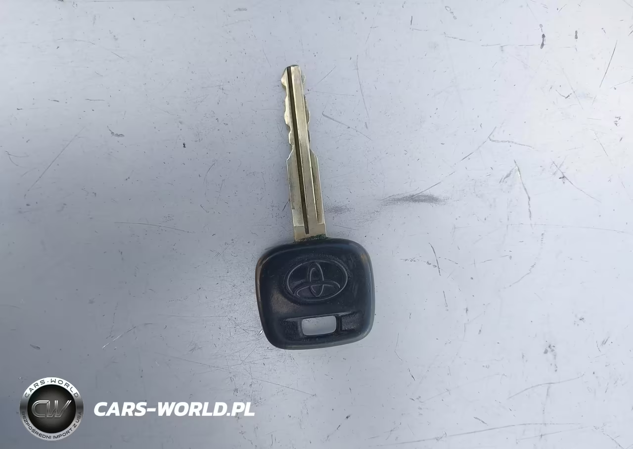 2005 Toyota Camry Le VIN:4T1BE32K75U584872 - 11