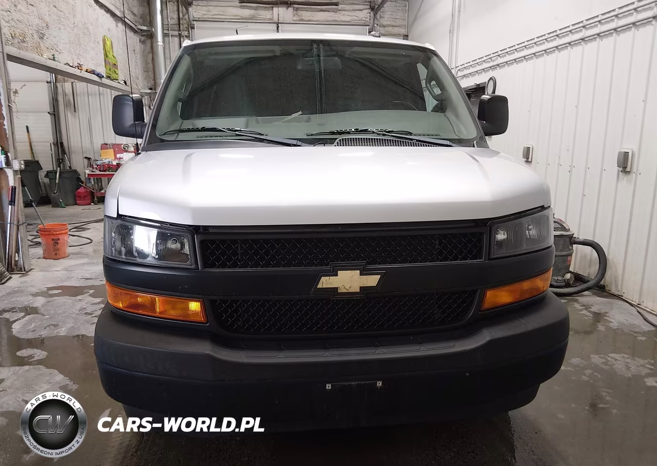 2018 Chevrolet Express 3500 Work Van VIN:1GCZGHFP2J1341935 - 12