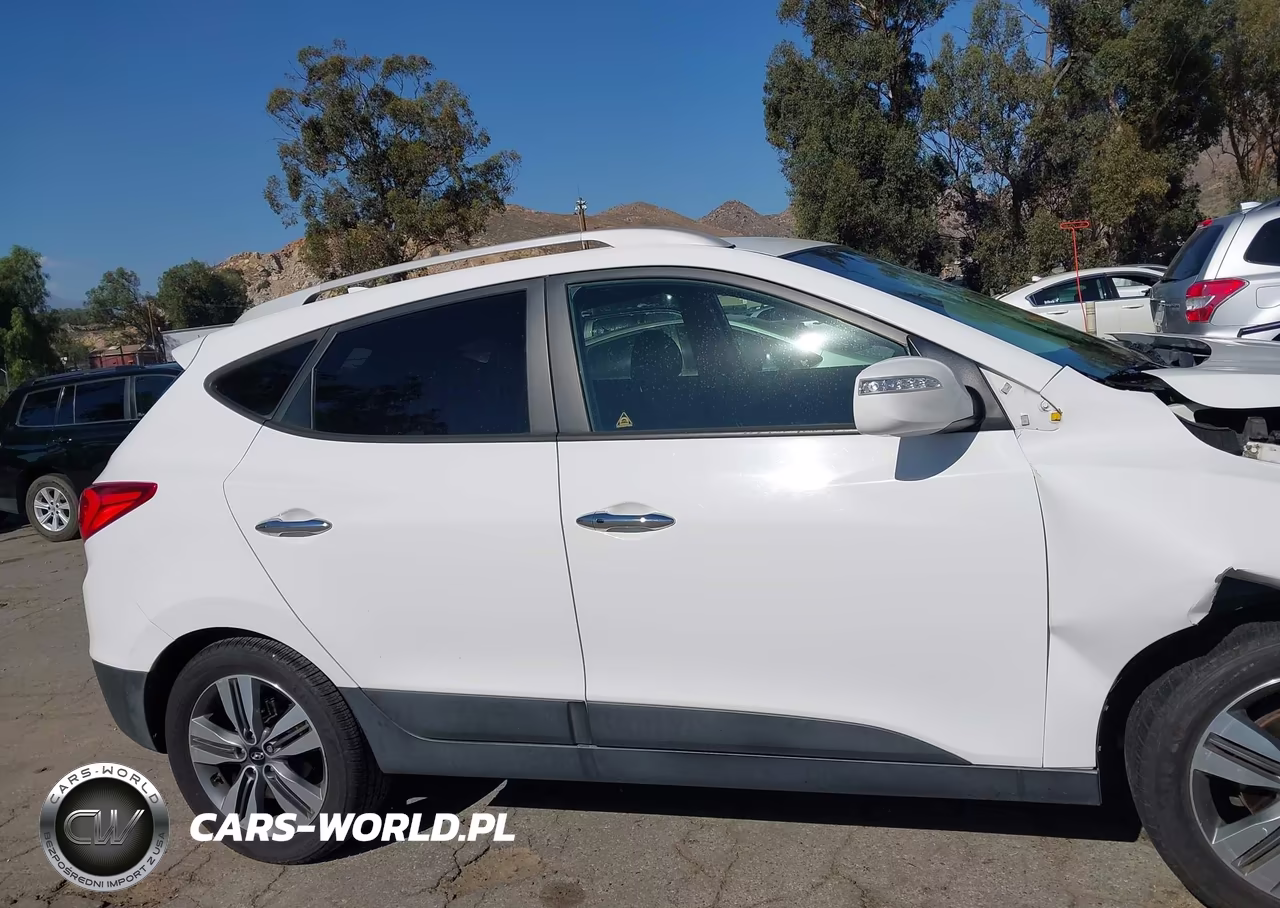2015 Hyundai Tucson Limited VIN:KM8JU3AG3FU113833 - 13