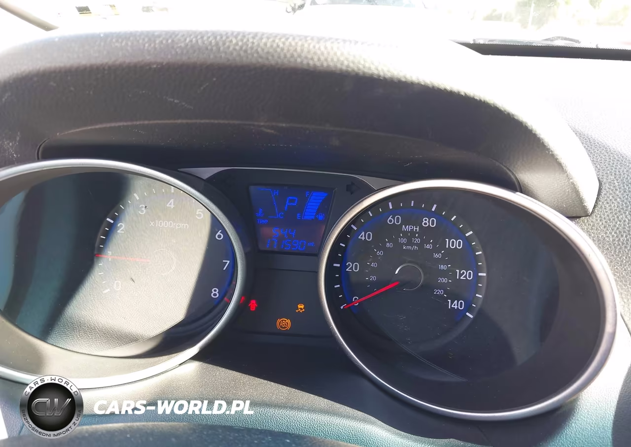 2015 Hyundai Tucson Limited VIN:KM8JU3AG3FU113833 - 7