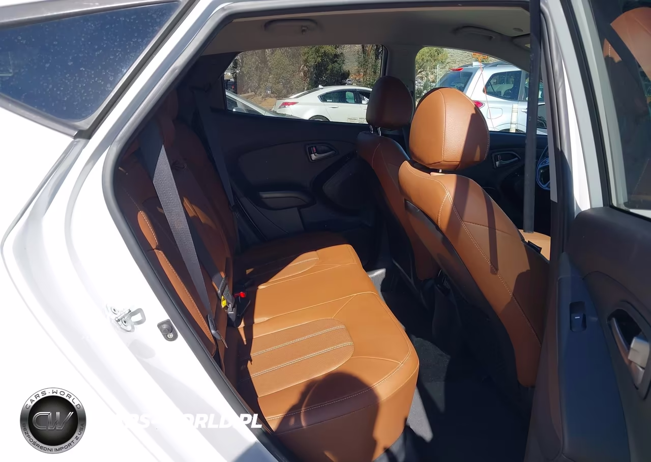 2015 Hyundai Tucson Limited VIN:KM8JU3AG3FU113833 - 8