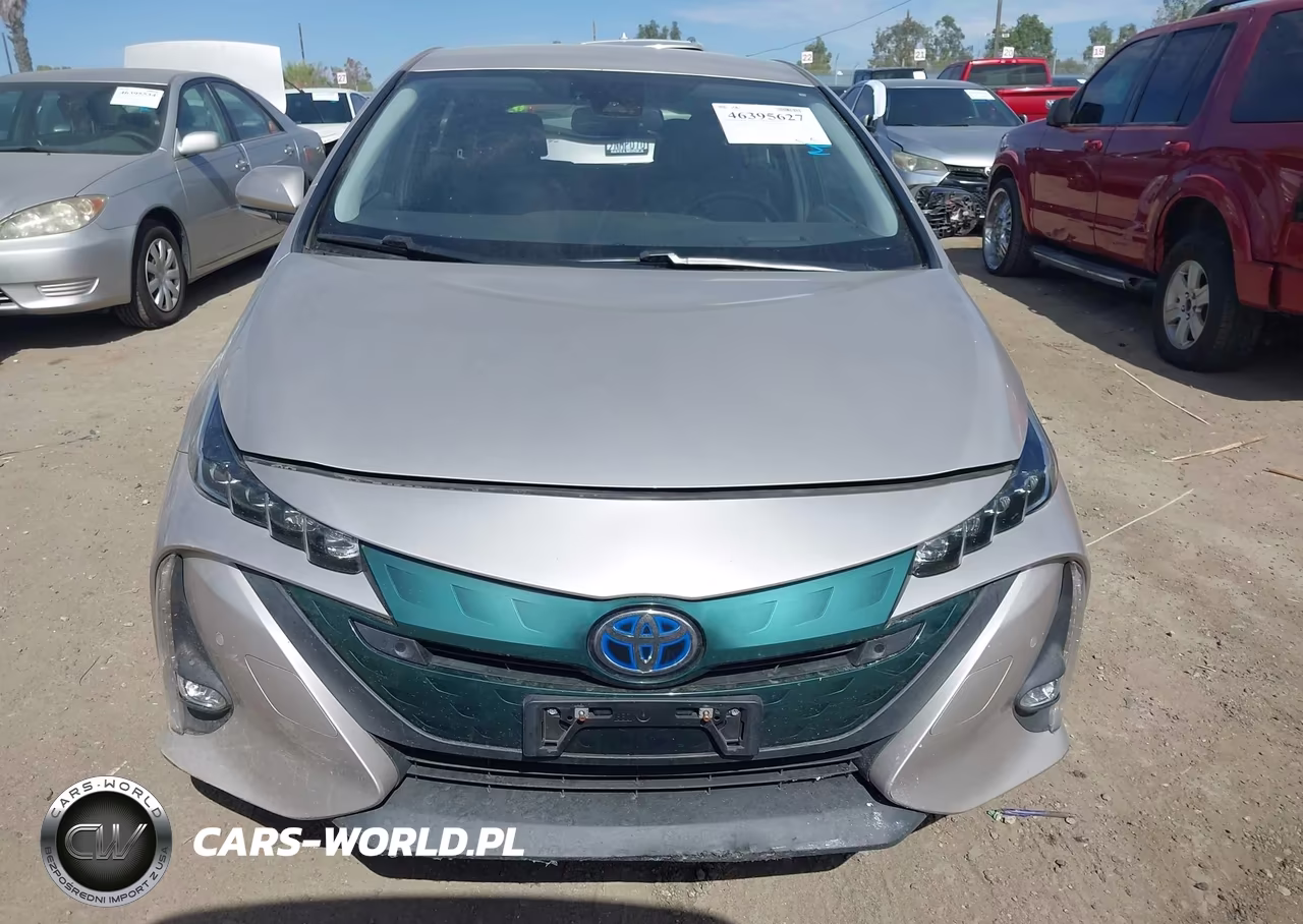 2017 Toyota Prius Prime Advanced VIN:JTDKARFP3H3037424 - 12