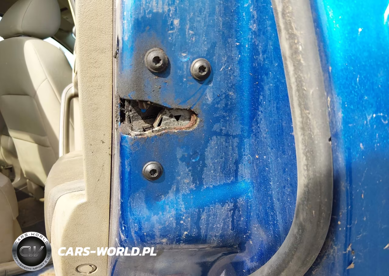2010 Ford Focus S VIN:1FAHP3EN4AW280112 - 12
