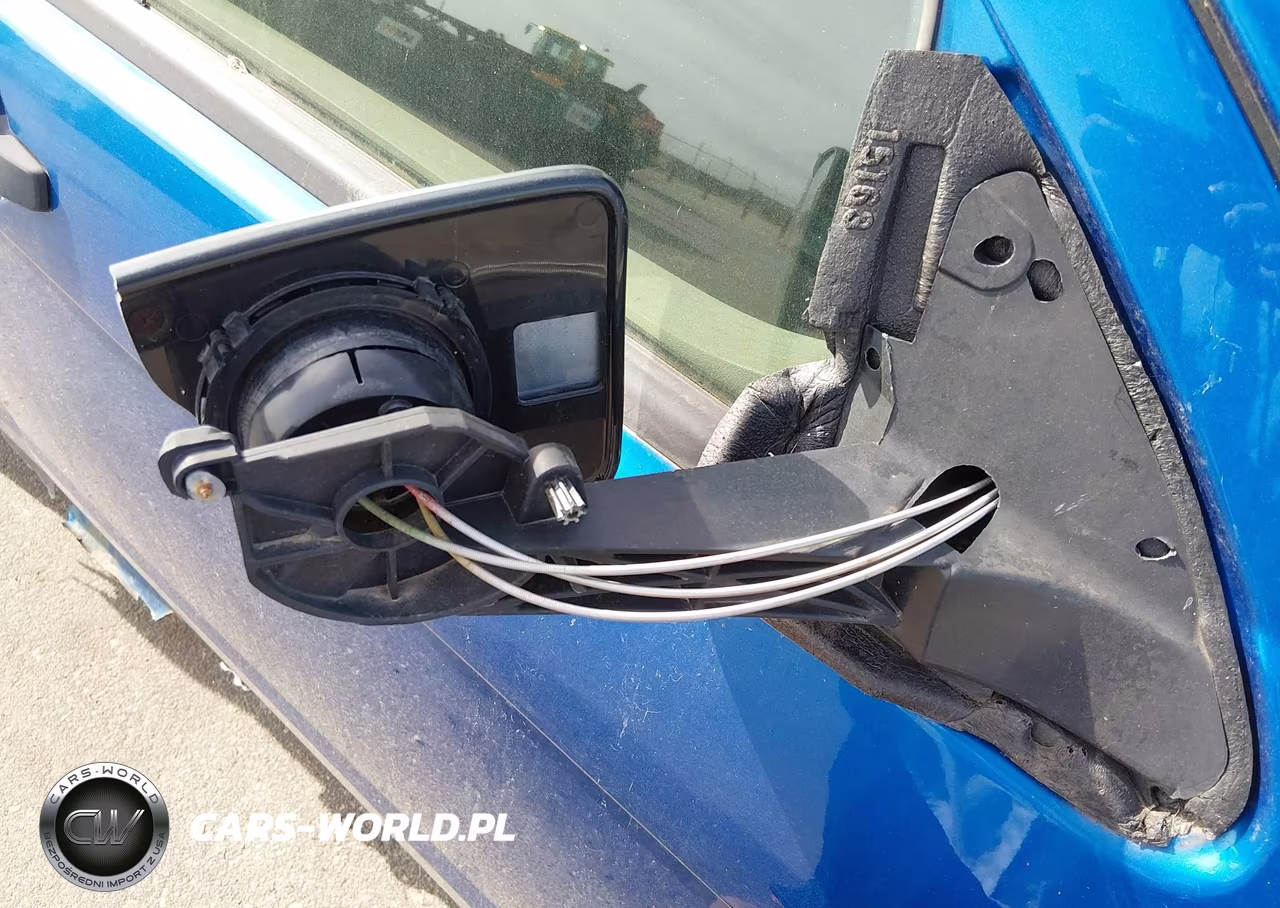 2010 Ford Focus S VIN:1FAHP3EN4AW280112 - 13