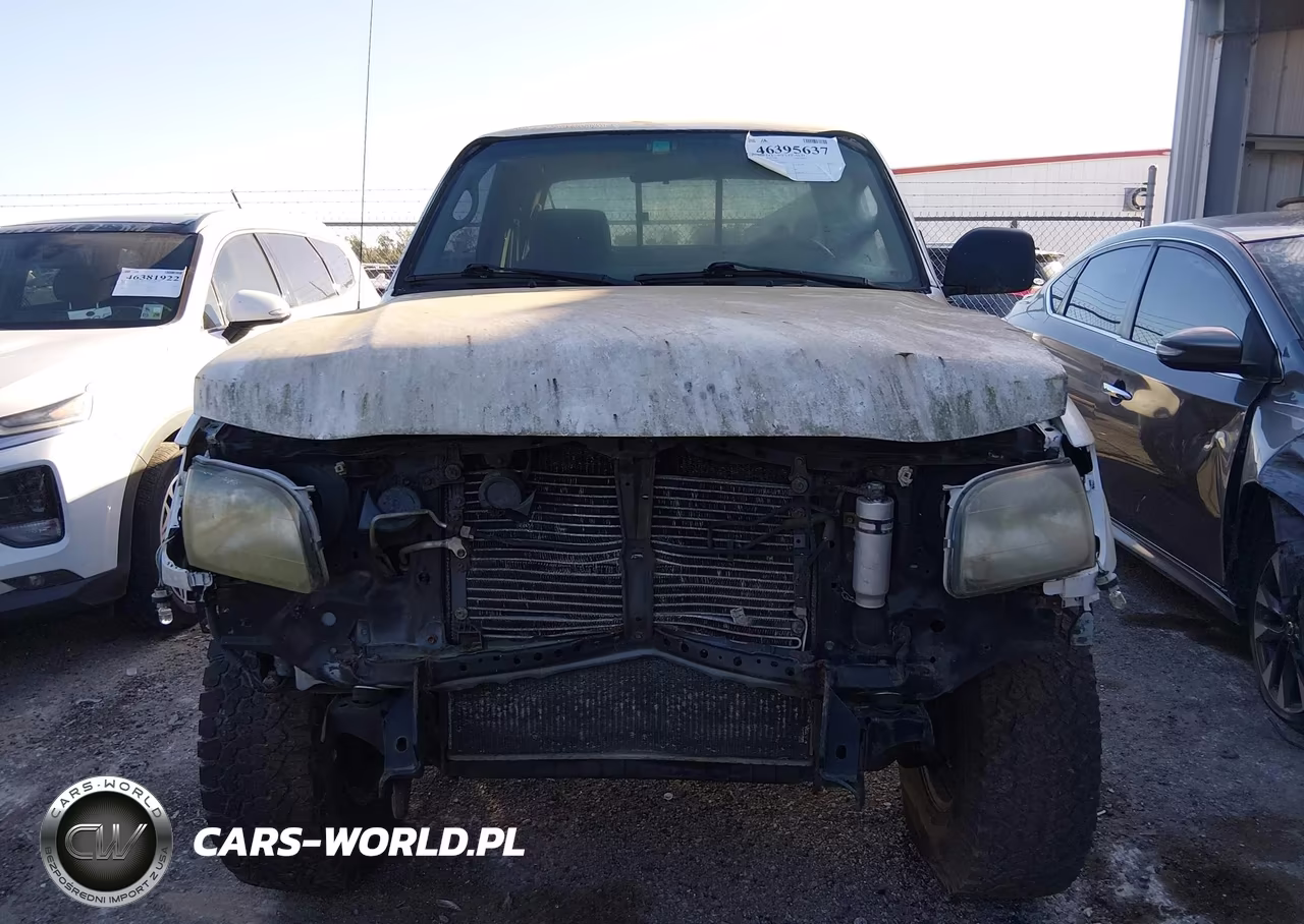 2003 Toyota Tacoma Base V6 VIN:5TEWN72NX3Z176121 - 12