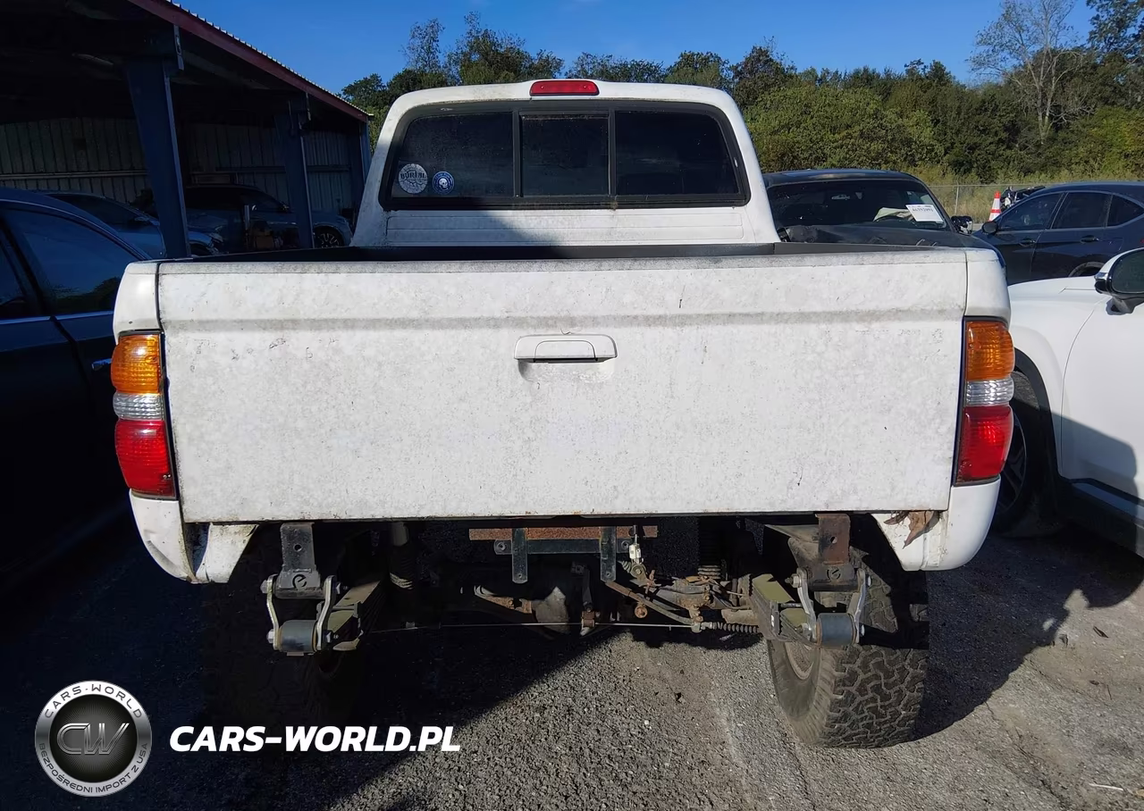 2003 Toyota Tacoma Base V6 VIN:5TEWN72NX3Z176121 - 16