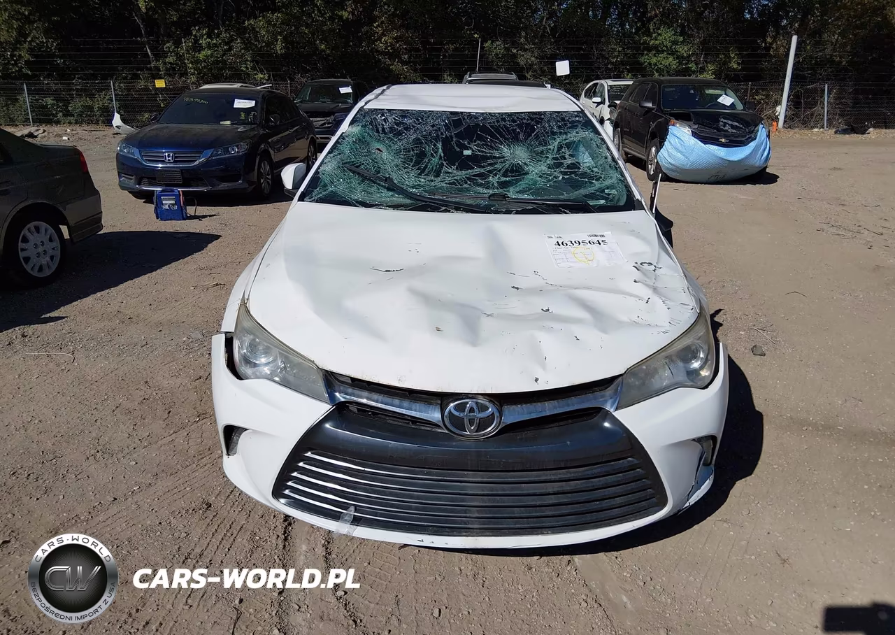2016 Toyota Camry Le VIN:4T1BF1FK2GU568755 - 6