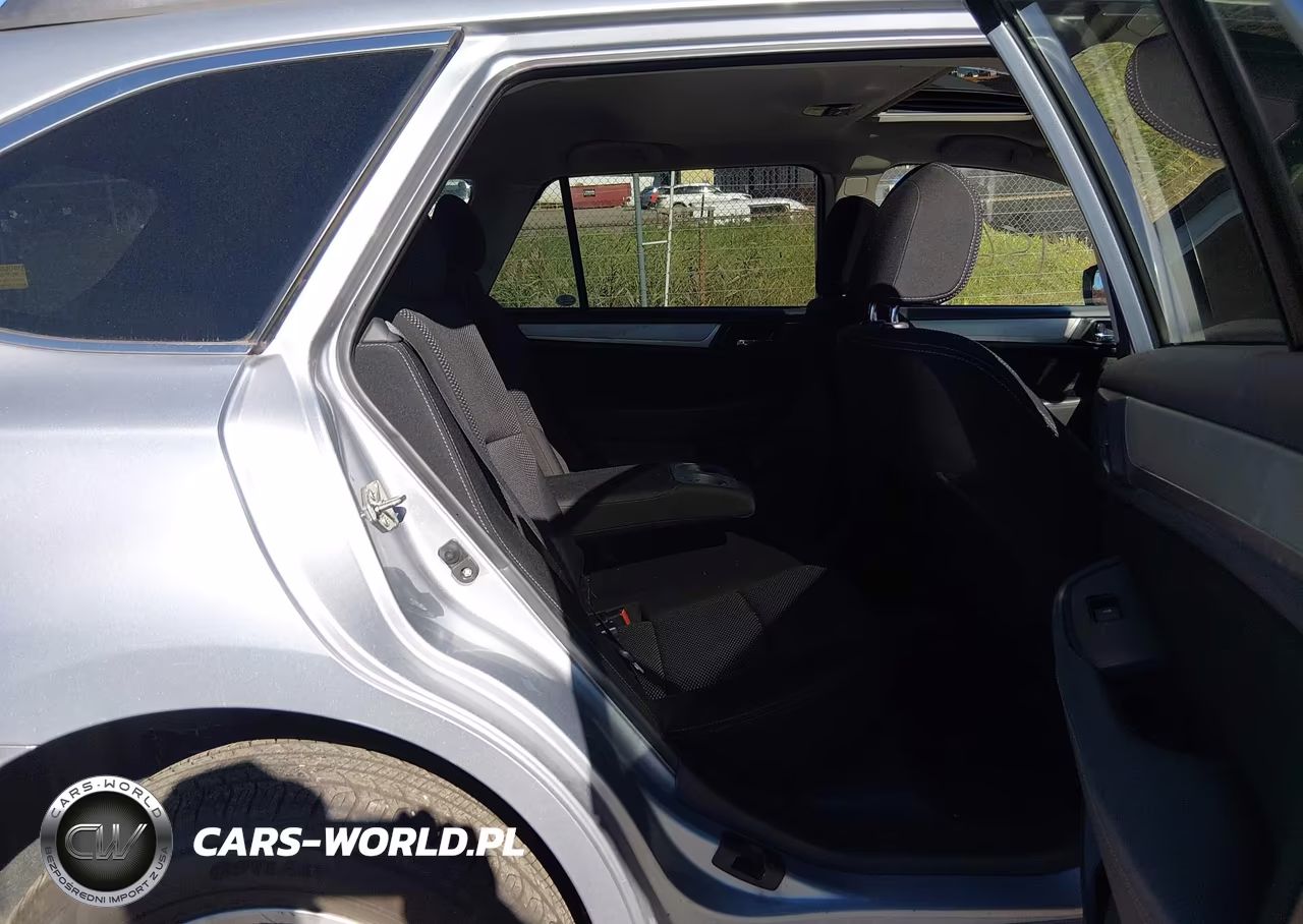 2017 Subaru Outback 2.5I Premium VIN:4S4BSAHC7H3305718 - 8