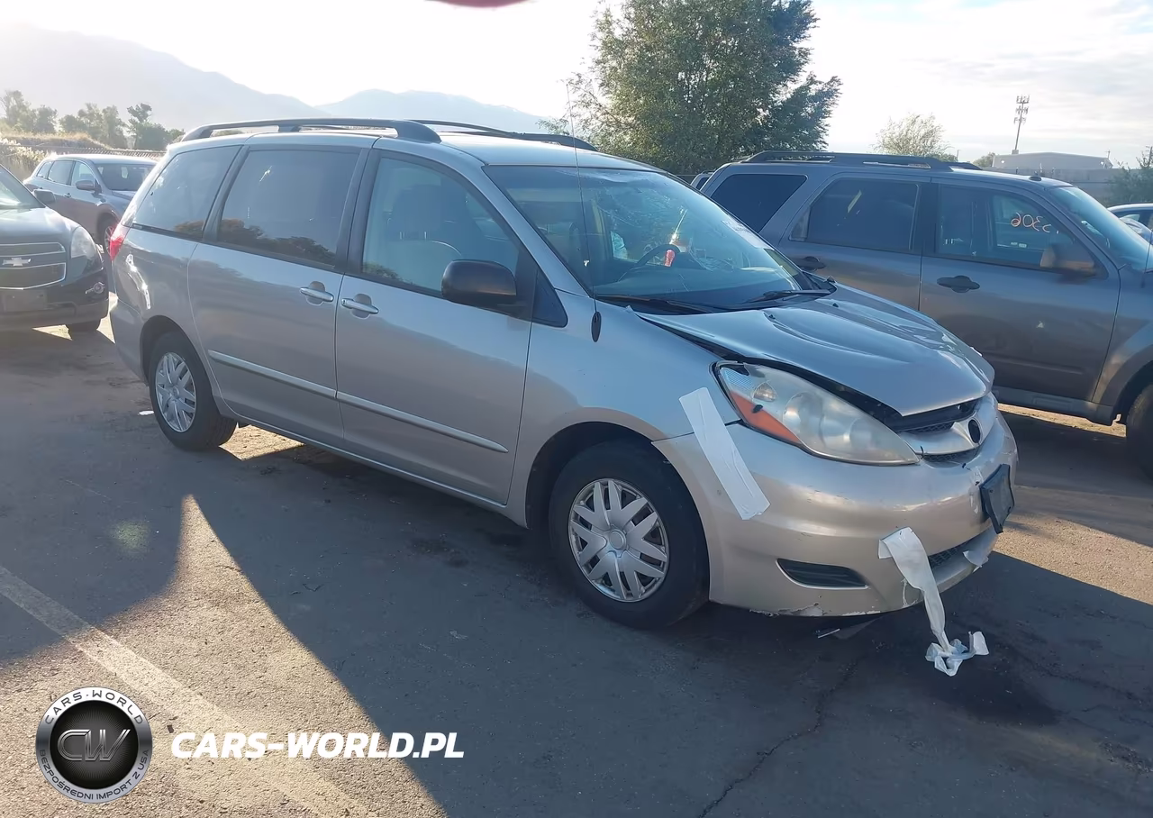 2007 Toyota Sienna Le – zdjęcie 1 z 11