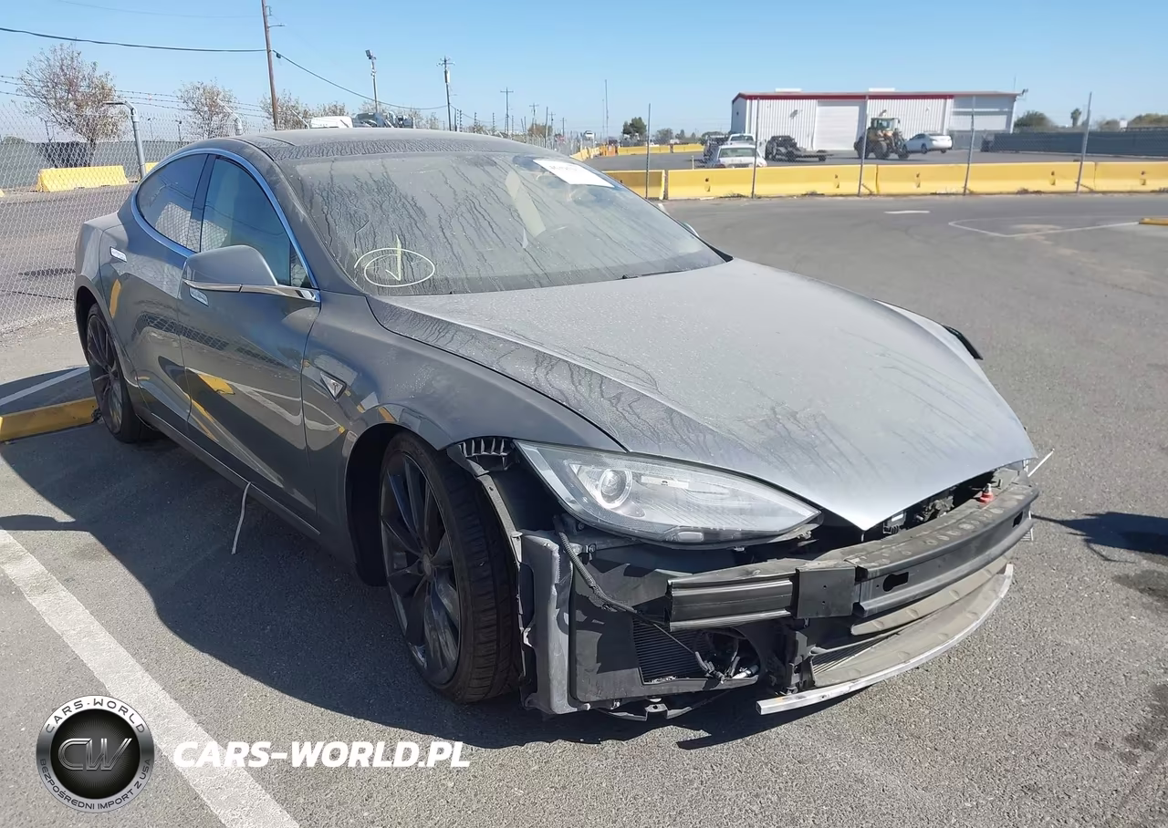 2013 Tesla Model S – zdjęcie 1 z 17