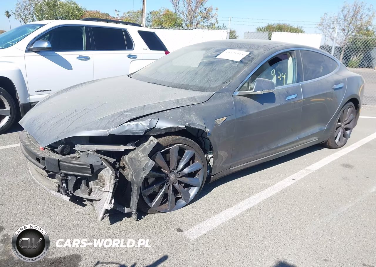 2013 Tesla Model S VIN:5YJSA1DNXDFP06742 - 2