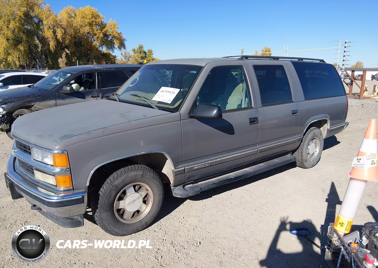 1998 Chevrolet Suburban 1500 VIN:1GNEC16R6WJ354012 - 2