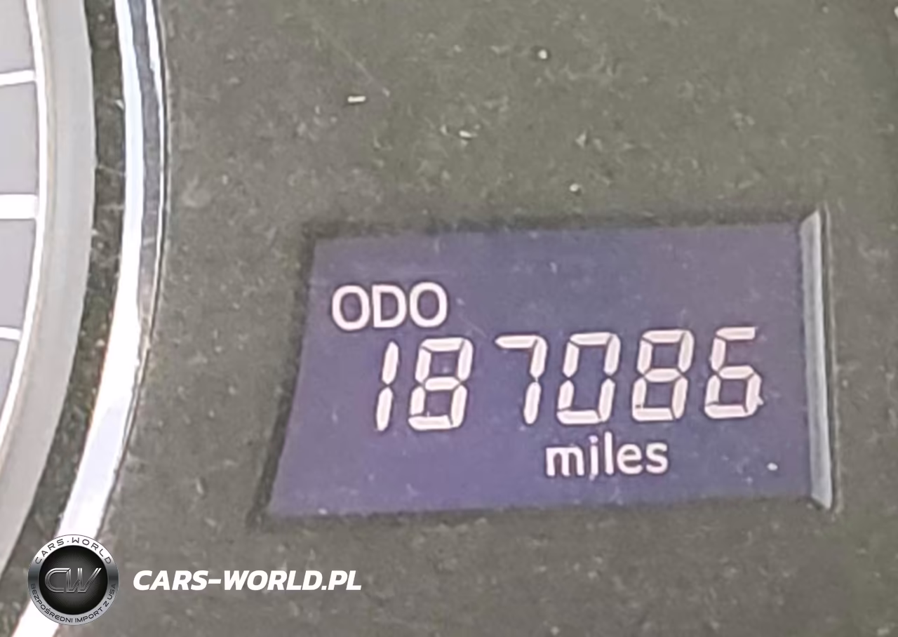 2015 Toyota Camry Le VIN:4T4BF1FK6FR467979 - 15