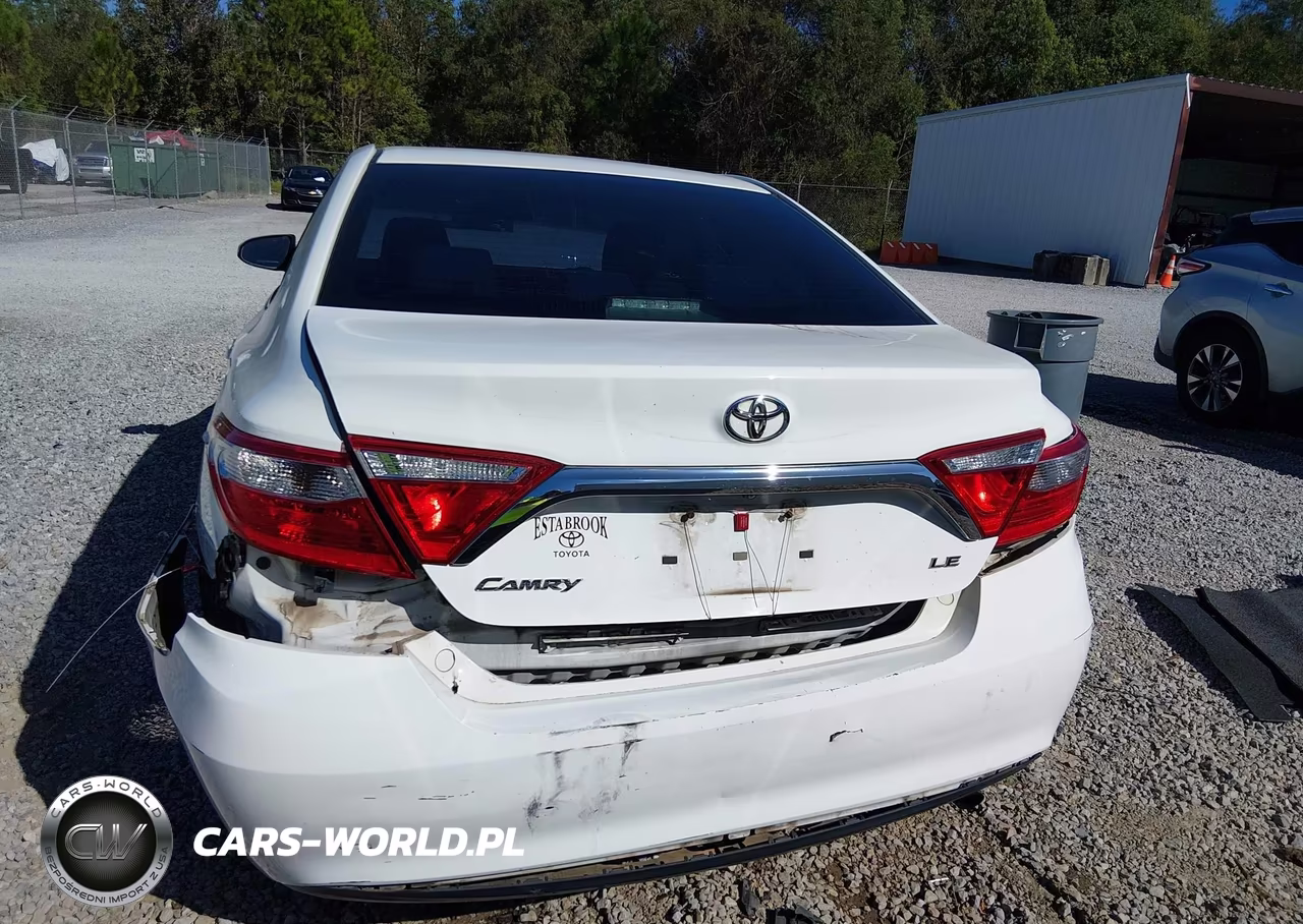 2015 Toyota Camry Le VIN:4T4BF1FK6FR467979 - 16