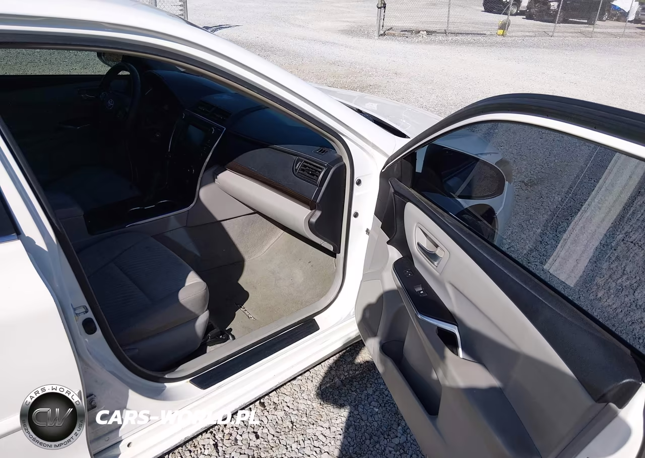 2015 Toyota Camry Le VIN:4T4BF1FK6FR467979 - 5