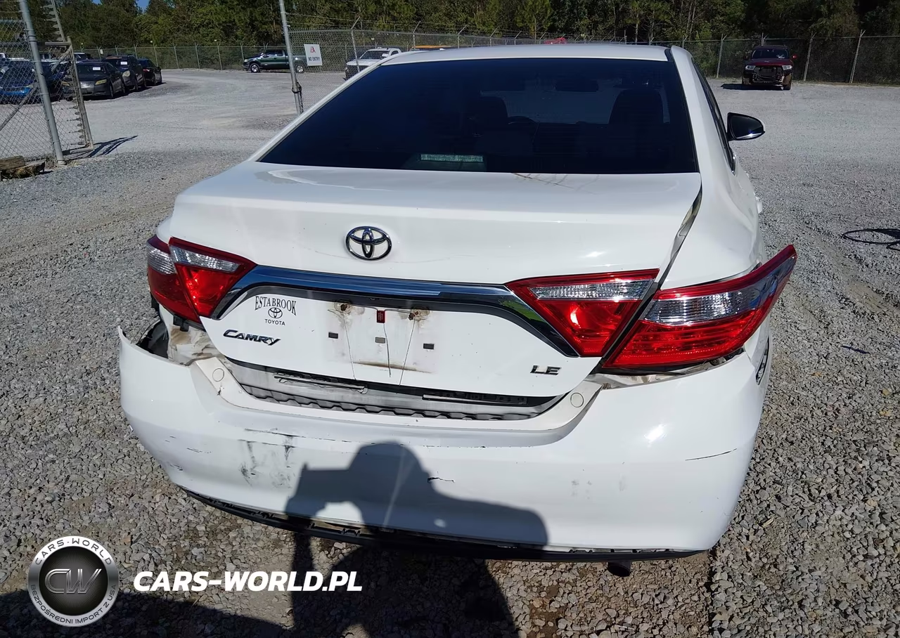 2015 Toyota Camry Le VIN:4T4BF1FK6FR467979 - 6