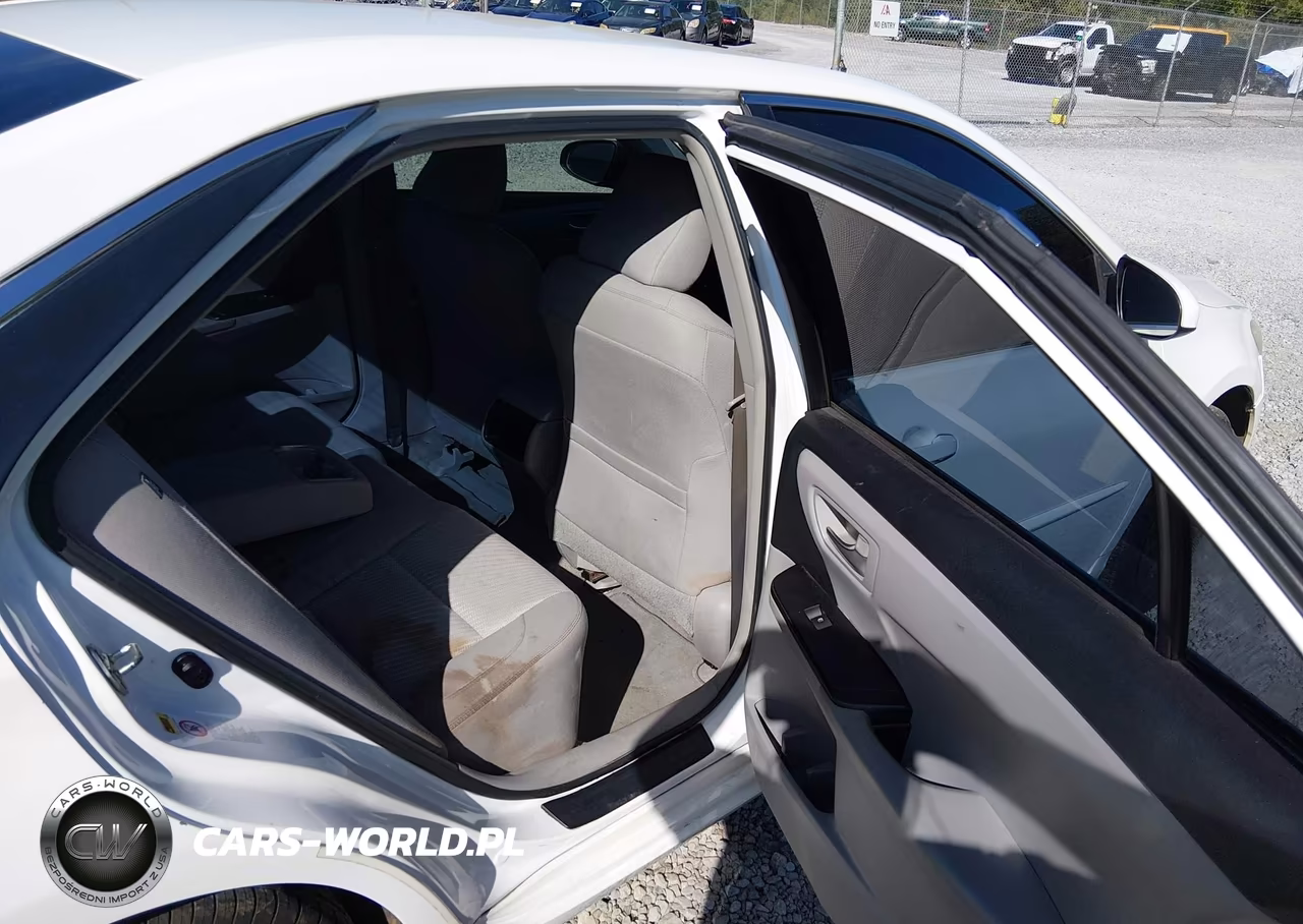 2015 Toyota Camry Le VIN:4T4BF1FK6FR467979 - 8
