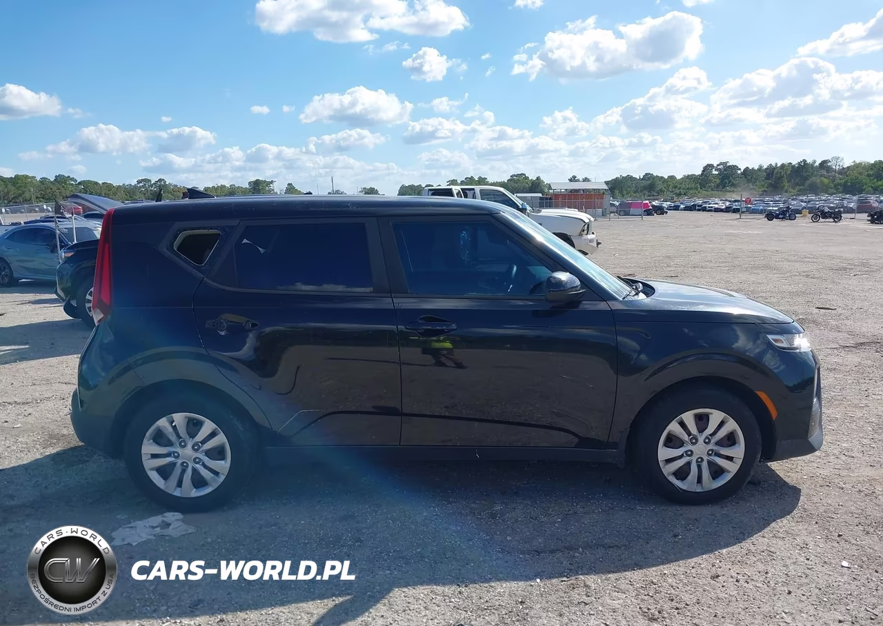 2021 Kia Soul Lx VIN:KNDJ23AU8M7755718 - 13