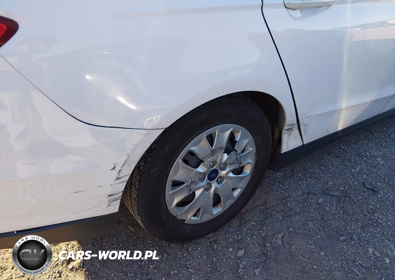 2014 Ford Fusion S VIN:1FA6P0G79E5350073 - 6