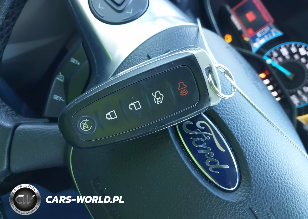 2013 Ford C-Max Energi Sel VIN:1FADP5CU8DL541820 - 11