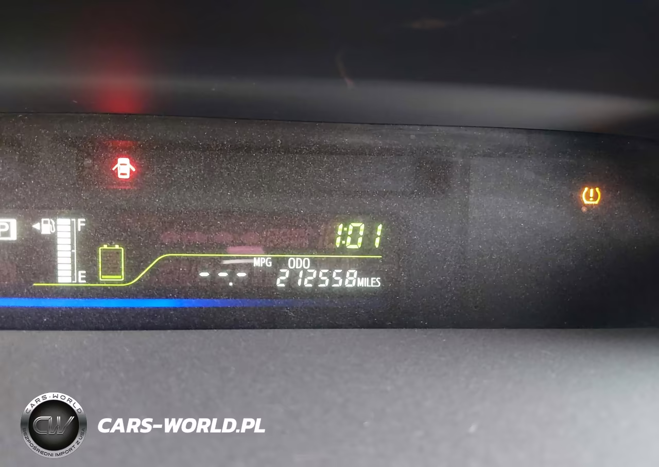 2012 Toyota Prius V Two VIN:JTDZN3EU4C3169012 - 15
