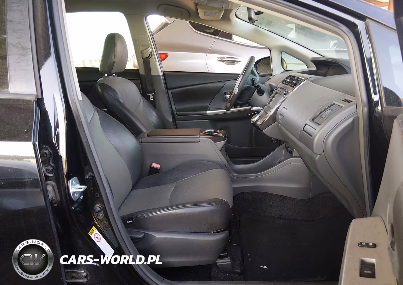 2012 Toyota Prius V Two VIN:JTDZN3EU4C3169012 - 5