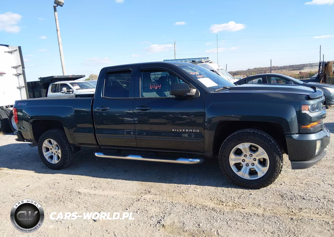 2017 Chevrolet Silverado 1500 2Lt VIN:1GCVKREC3HZ145578 - 13