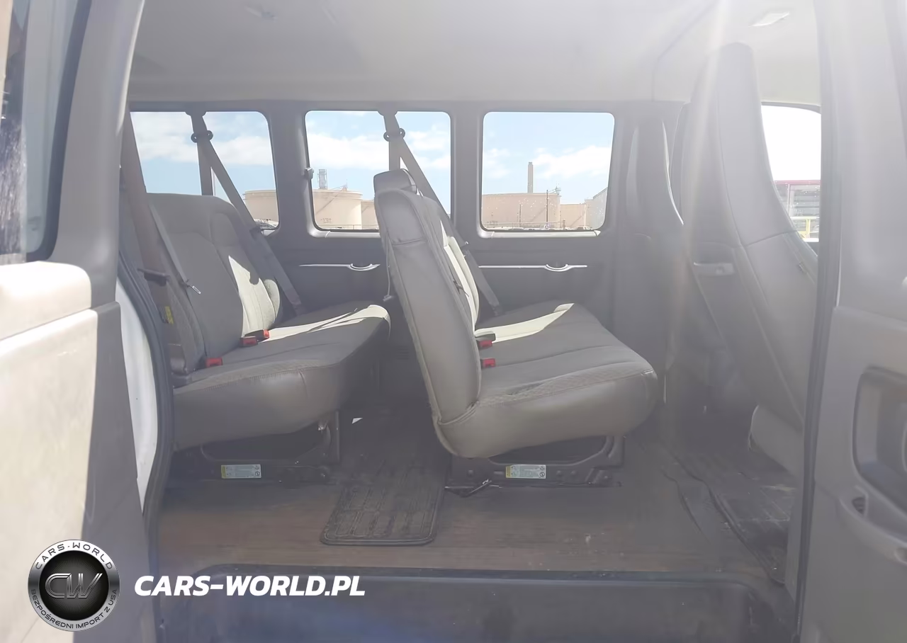 2016 Chevrolet Express 3500 Lt VIN:1GAZGPFF3G1317551 - 8