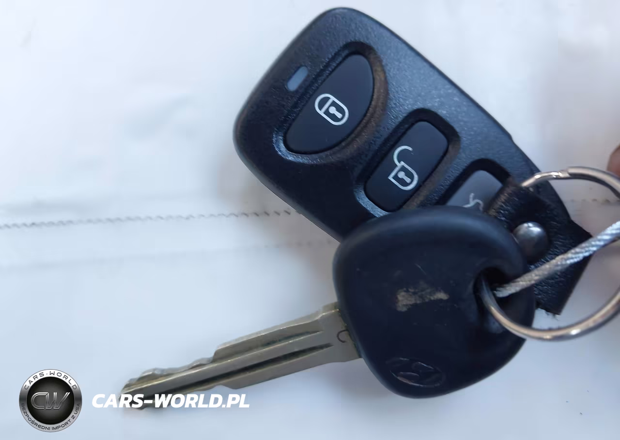 2018 Hyundai Elantra Sel VIN:5NPD84LF4JH396147 - 11