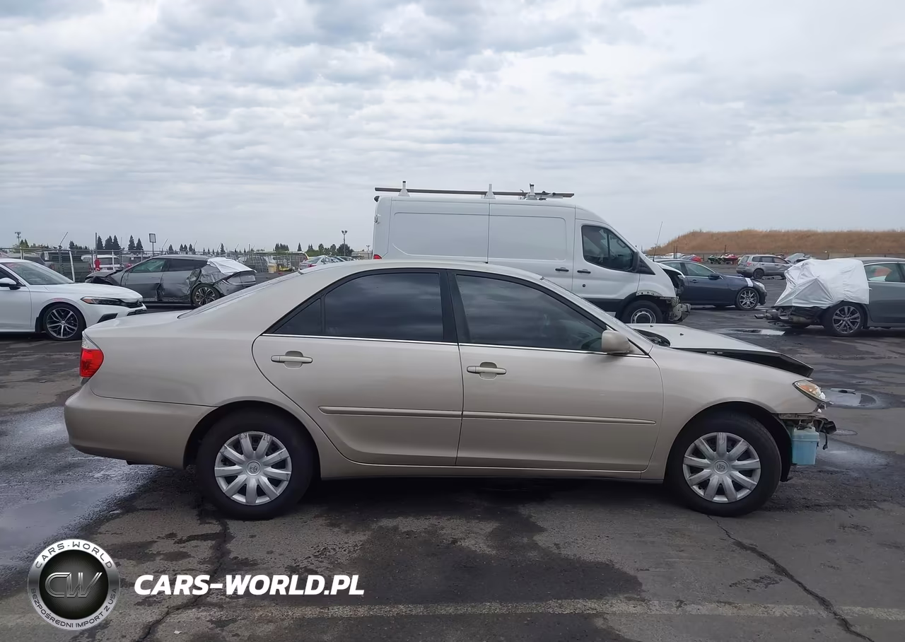 2006 Toyota Camry Le VIN:4T1BE32K56U664799 - 14