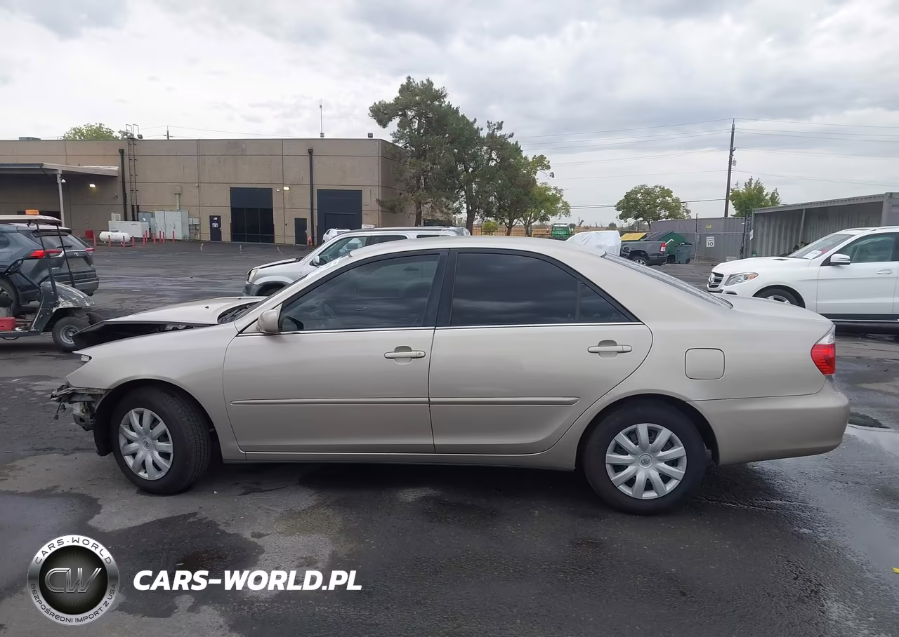 2006 Toyota Camry Le VIN:4T1BE32K56U664799 - 15