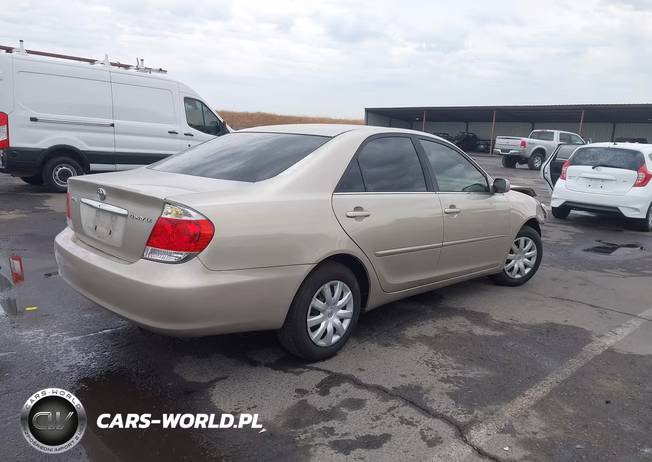 2006 Toyota Camry Le VIN:4T1BE32K56U664799 - 4