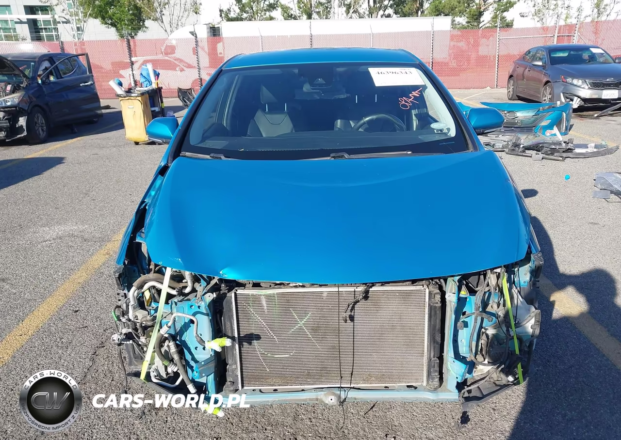 2018 Toyota Prius Prime Premium VIN:JTDKARFP5J3075436 - 13