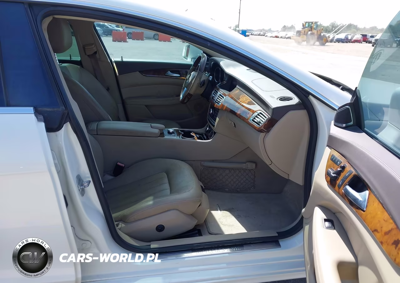 2012 Mercedes-Benz Cls 550 VIN:WDDLJ7DB1CA011303 - 5