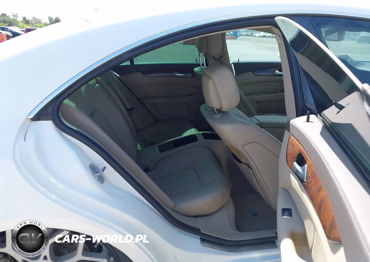 2012 Mercedes-Benz Cls 550 VIN:WDDLJ7DB1CA011303 - 8