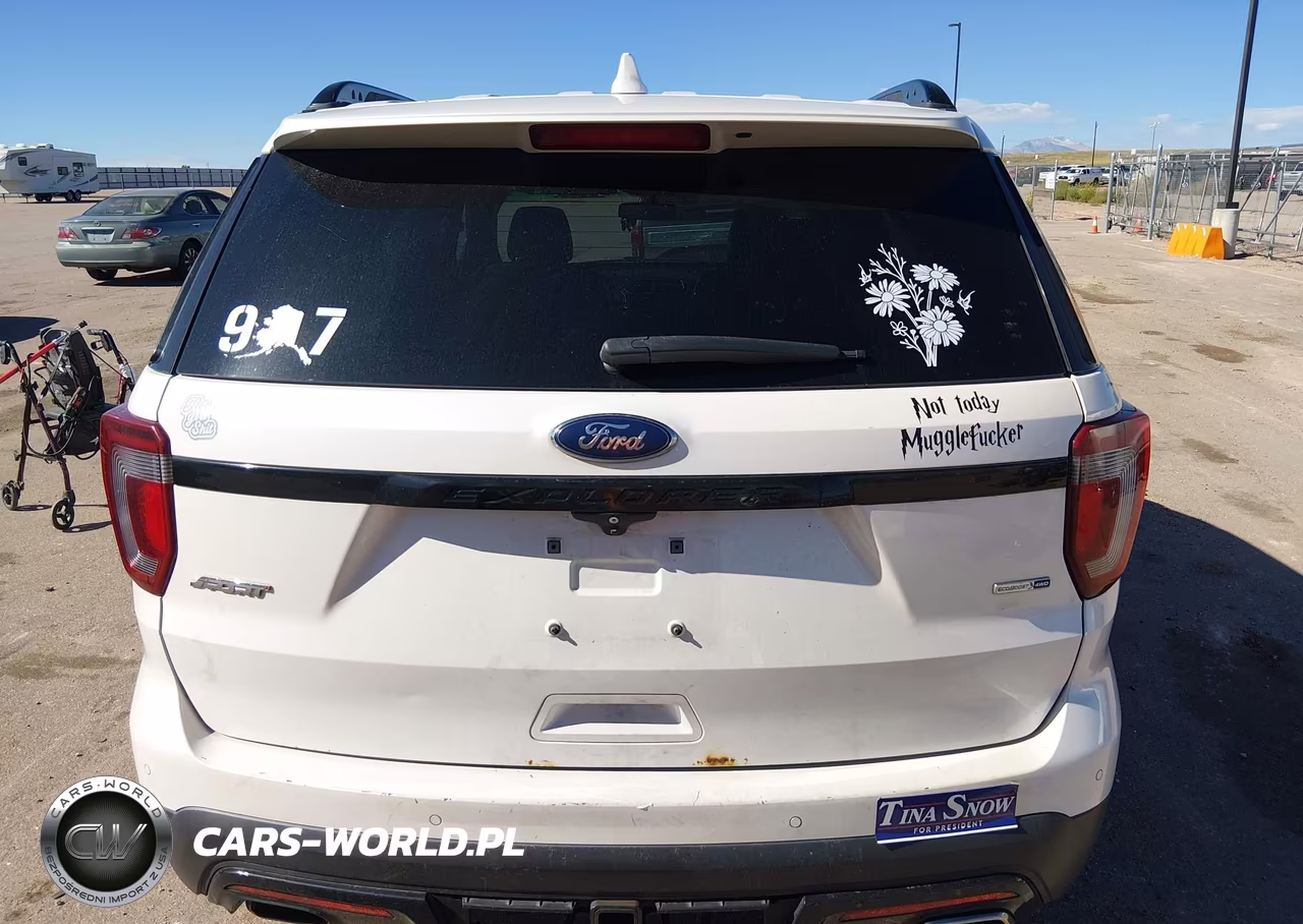 2016 Ford Explorer Sport VIN:1FM5K8GT4GGA29495 - 16