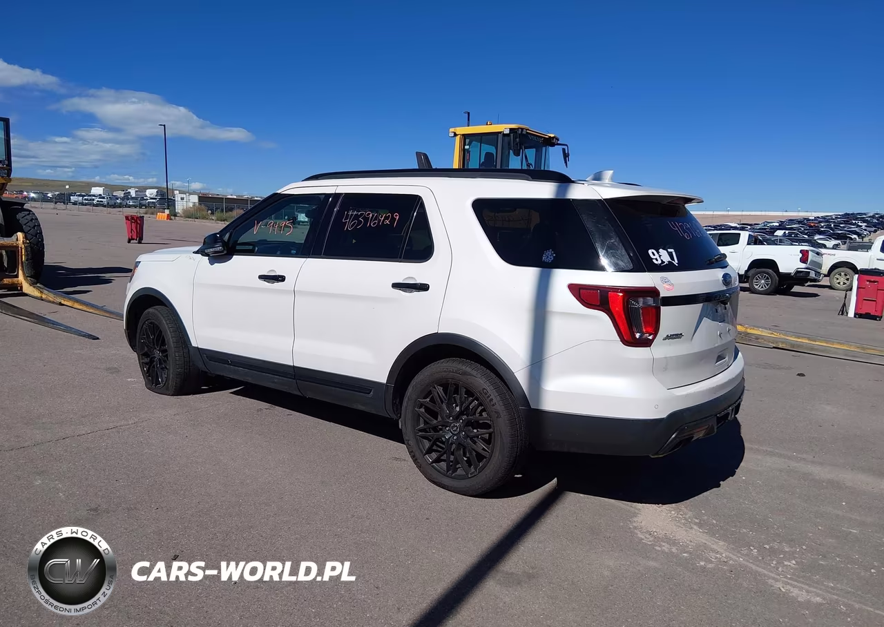 2016 Ford Explorer Sport VIN:1FM5K8GT4GGA29495 - 3