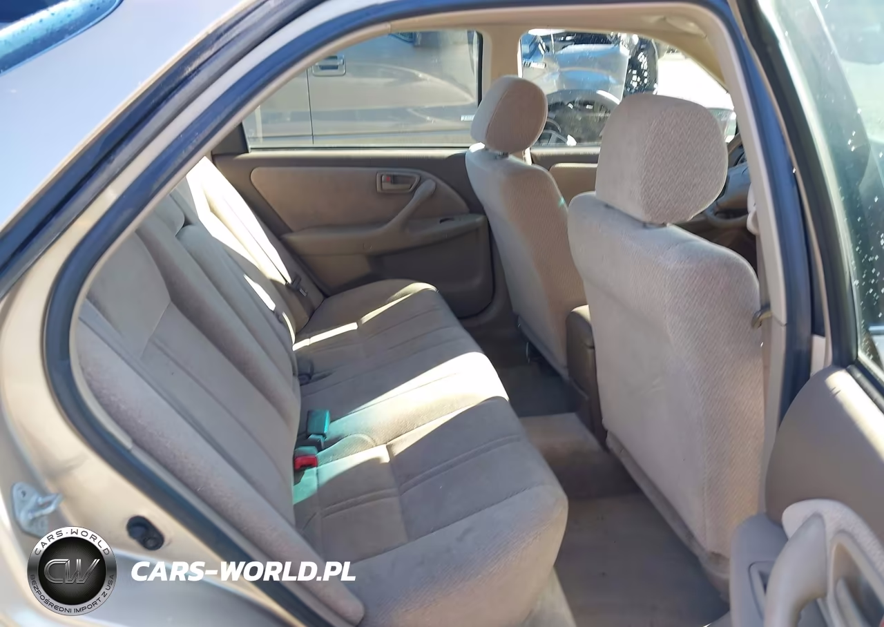 2001 Toyota Camry Le VIN:JT2BG22K210573443 - 18