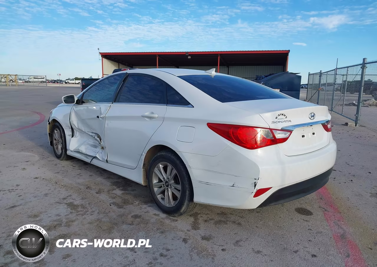 2014 Hyundai Sonata Gls VIN:5NPEB4AC9EH935348 - 3
