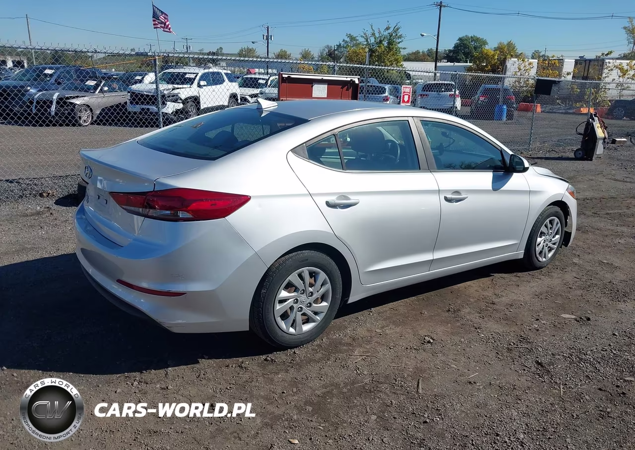 2017 Hyundai Elantra Se VIN:KMHD74LF5HU091383 - 4