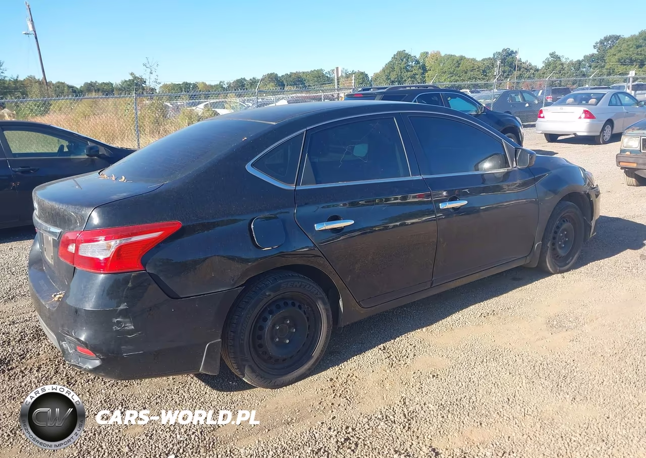 2016 Nissan Sentra S VIN:3N1AB7AP2GY321012 - 4