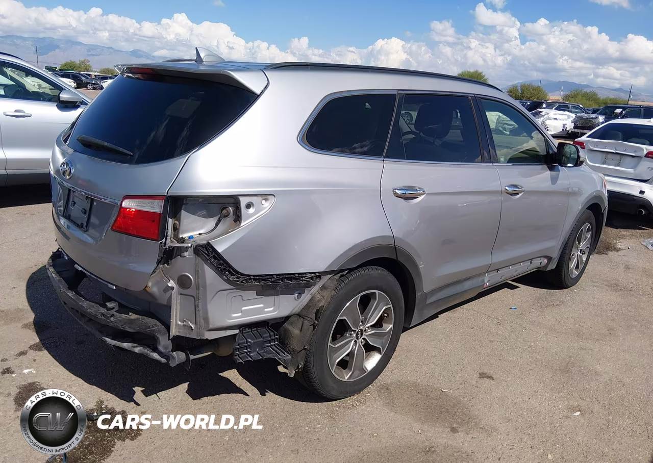 2013 Hyundai Santa Fe Gls VIN:KM8SM4HF2DU007460 - 4