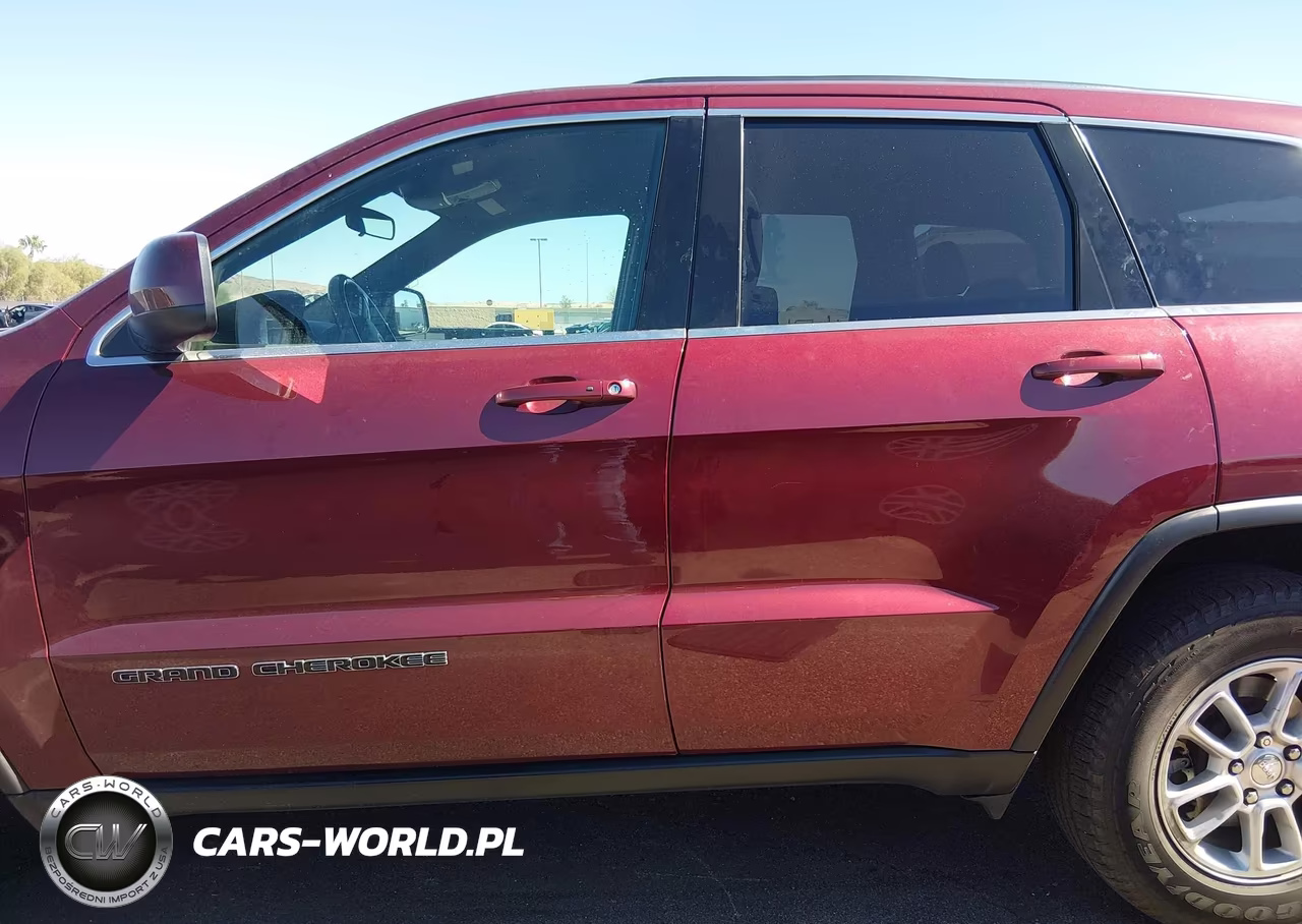 2019 Jeep Grand Cherokee Laredo 4X2 VIN:1C4RJEAG7KC543750 - 14