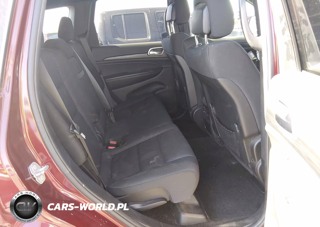 2019 Jeep Grand Cherokee Laredo 4X2 VIN:1C4RJEAG7KC543750 - 8