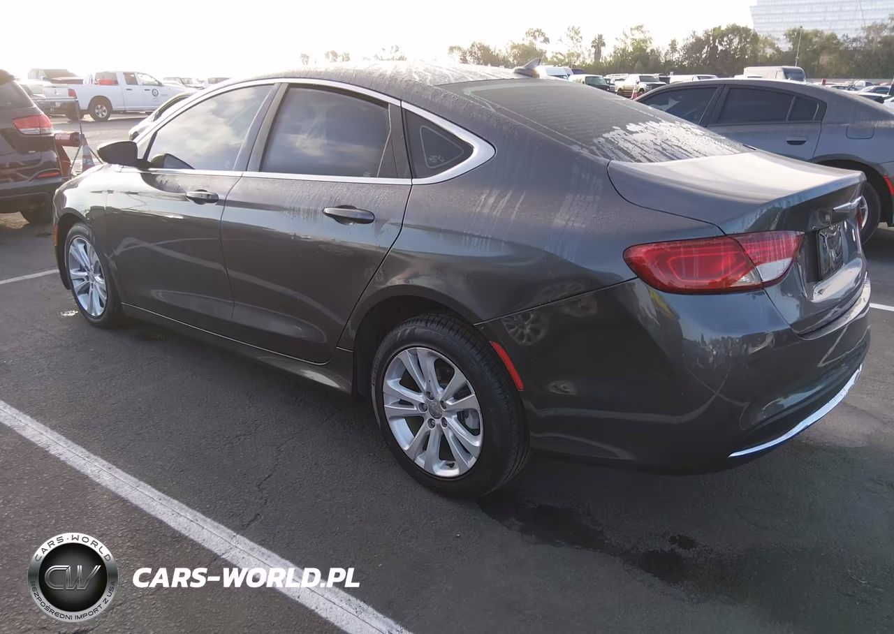 2016 Chrysler 200 Limited VIN:1C3CCCAB4GN170465 - 3