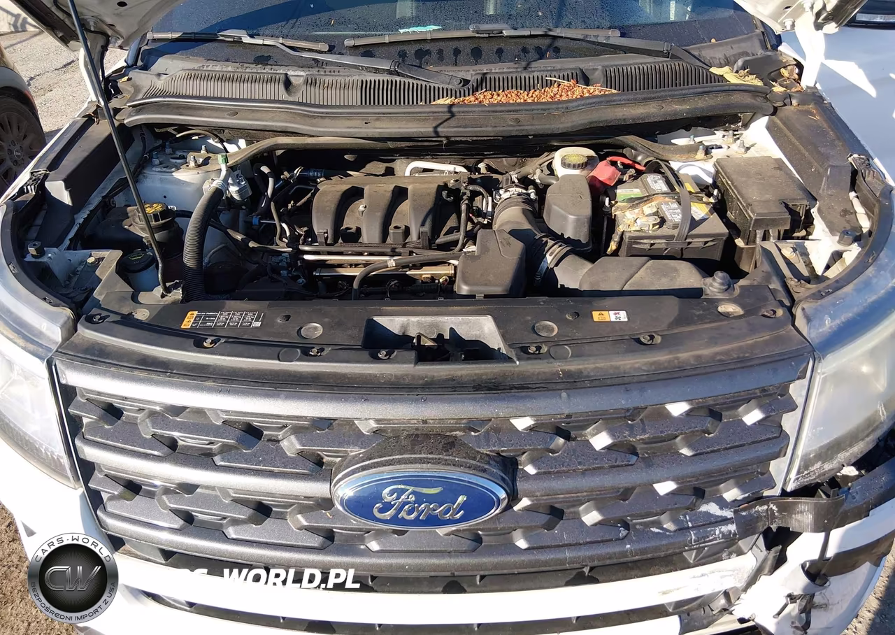 2018 Ford Explorer Xlt VIN:1FM5K7D86JGC72615 - 10