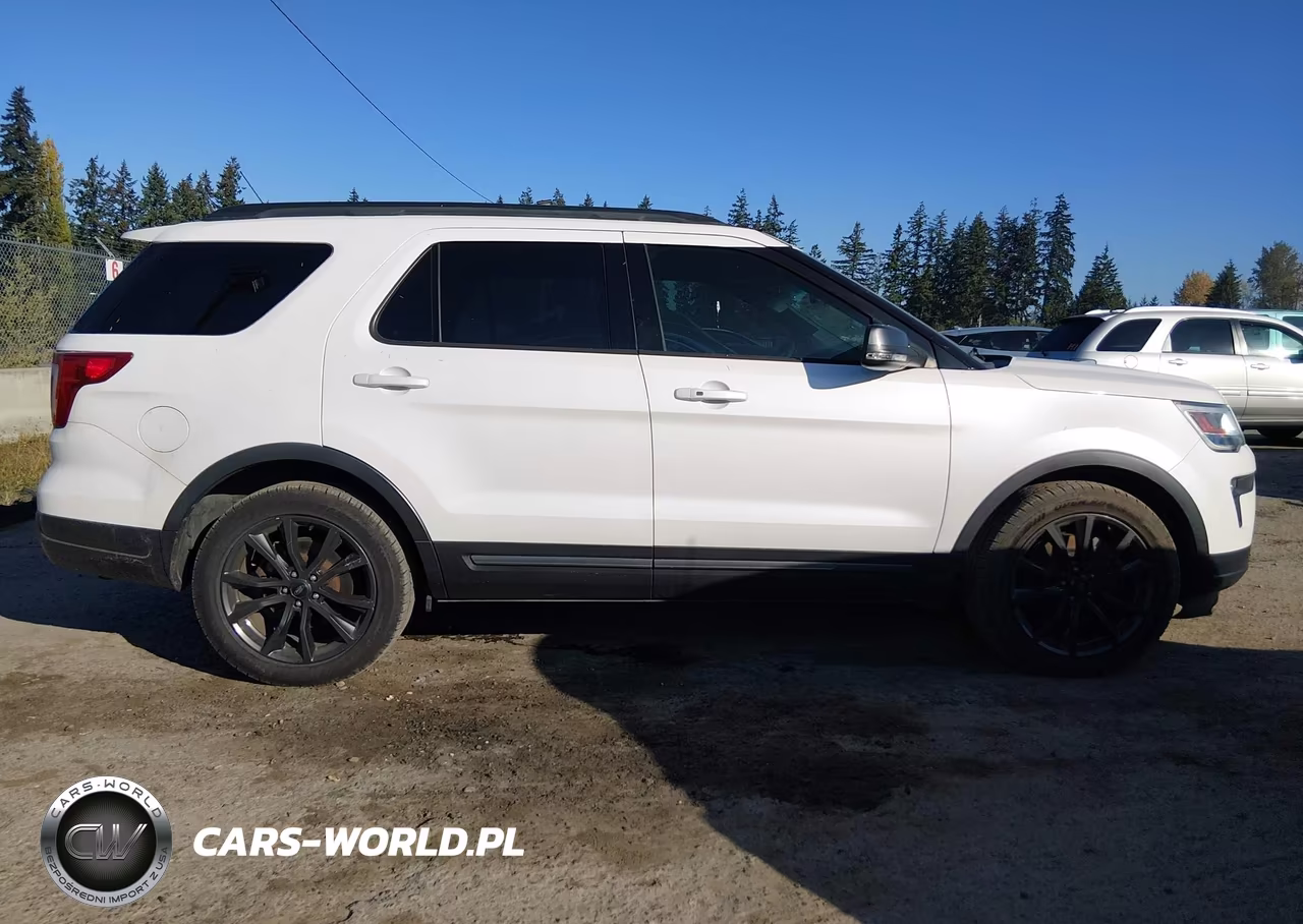 2018 Ford Explorer Xlt VIN:1FM5K7D86JGC72615 - 14