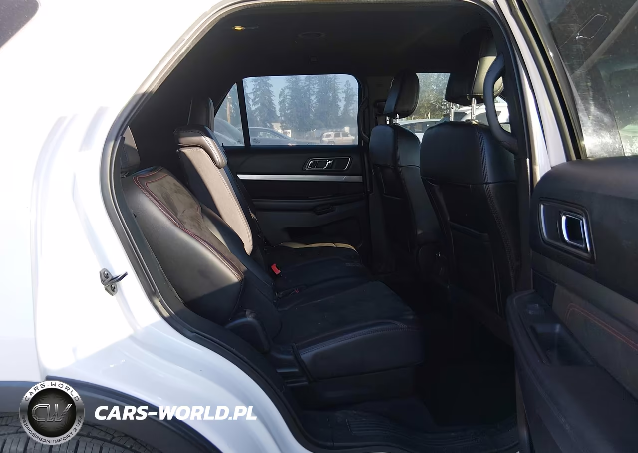 2018 Ford Explorer Xlt VIN:1FM5K7D86JGC72615 - 8