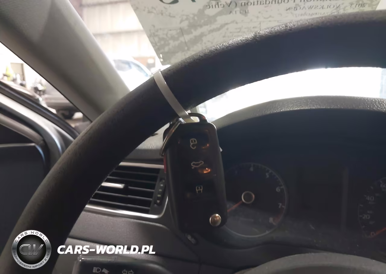 2013 Volkswagen Jetta 2.0L S VIN:3VW2K7AJ5DM398177 - 11